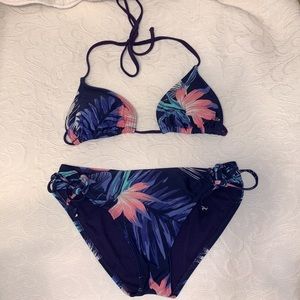 Roxy 2-piece swim bikini set